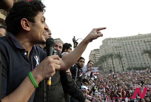 Wael Ghonim I reject constitutional declaration and stand against President Morsi