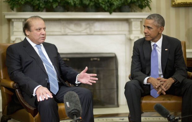 President Barack Obama meets with Pakistani Prime Minister Nawaz Sharif in the Oval Office of the White House in Washington, Thursday, Oct. 22, 2015. (AP Photo/Pablo Martinez Monsivais)