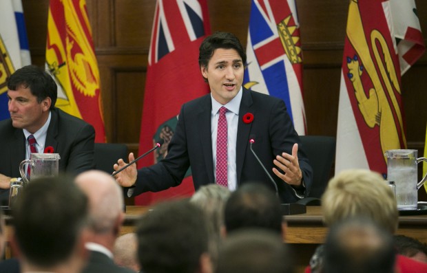  Canadian Prime Minister Justin Trudeau addresses his first caucus at Parliament Hill in Ottawa, Canada, Nov. 5, 2015. (Xinhua/Chris Roussakis)  