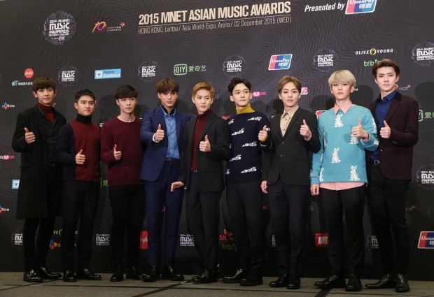 Mnet Asian Music Awards (MAMA) in Hong Kong, Wednesday, Dec. 2, 2015. (AP Photo/Kin Cheung)