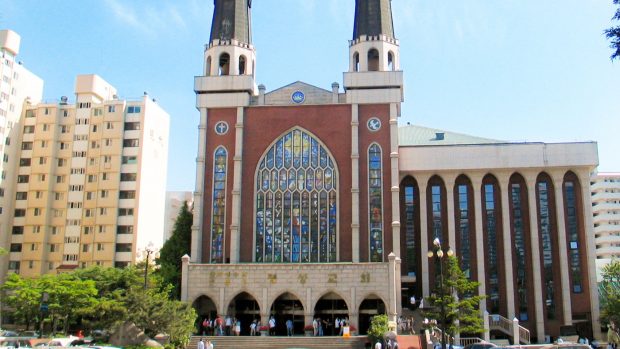 Myungsung Presbyterian Church in Seoul (CT)