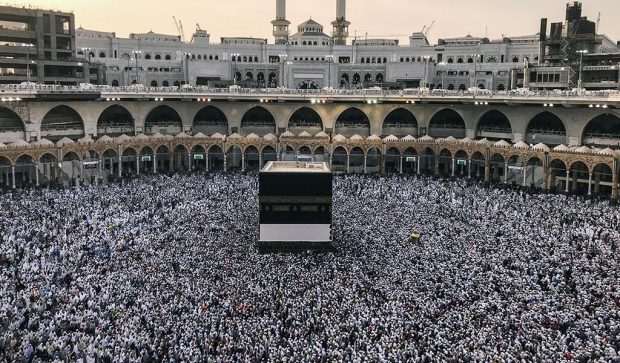 Performing Hajj in pre-COVID-19 times (Sharq Al Awsat)