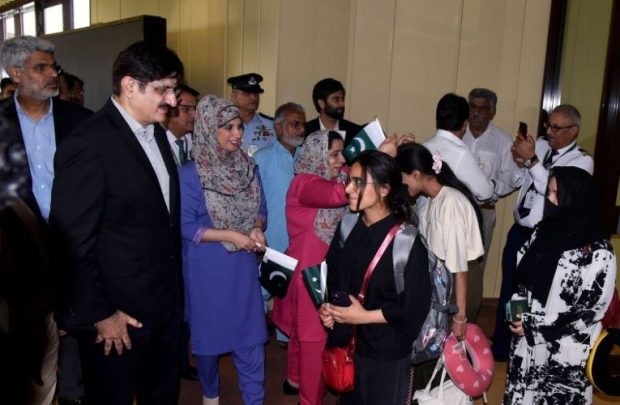 Sindh Chief Minister Syed Murad Ali Shah receiving Pakistani students airlifted from Bishkek, at Karachi airport 