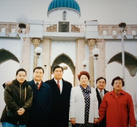 Photo taken shortly after Ambassador Choi Young-ha took office in 1997. Ambassador Choi is second from the left, and Ambassador Pyeon Vitali is on the immediate right.